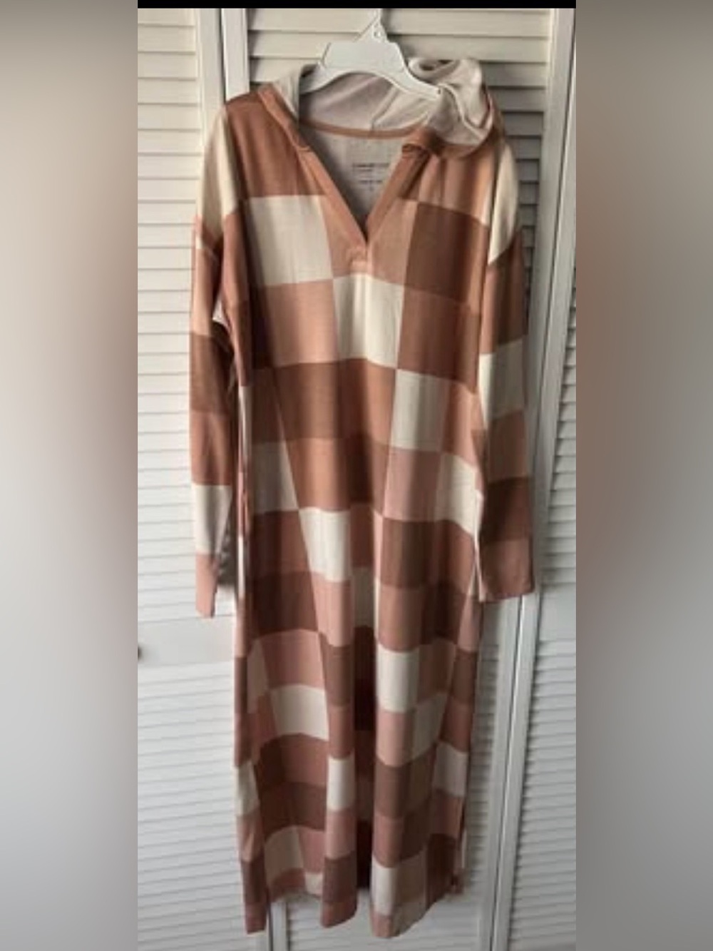 Comfort Code Long Sleeve Checkered Maxi Dress in Beige & Cream